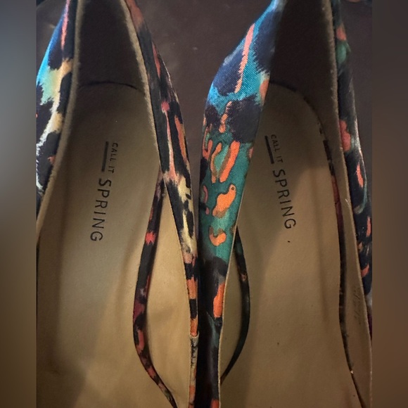 Spring Multicolor Leopard Print Heels in Orange, Pink & Teal - Picture 5 of 10